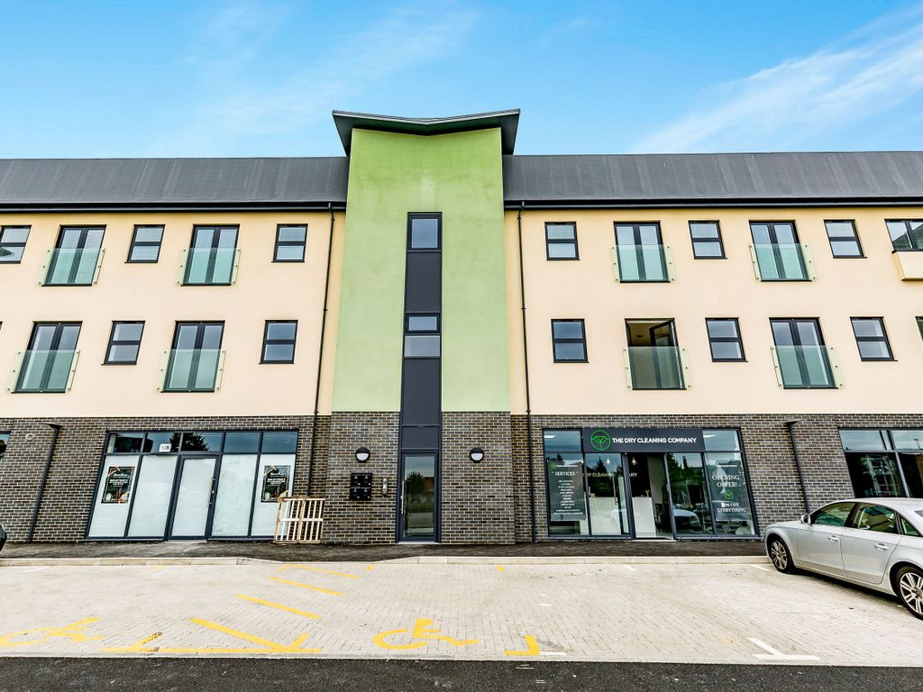 3 bed flat to rent in Bodmin Place, Broughton MK10 Zoopla