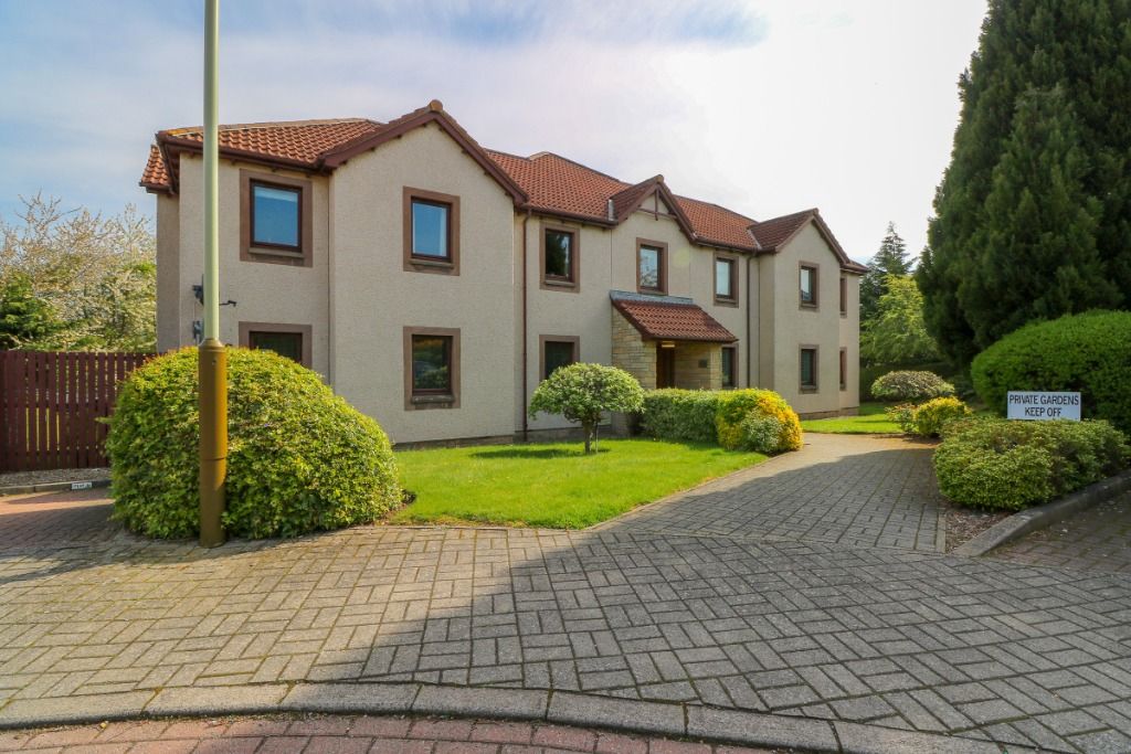 2 bed flat to rent in Braemar Gardens, Broughty Ferry, Dundee DD5 Zoopla