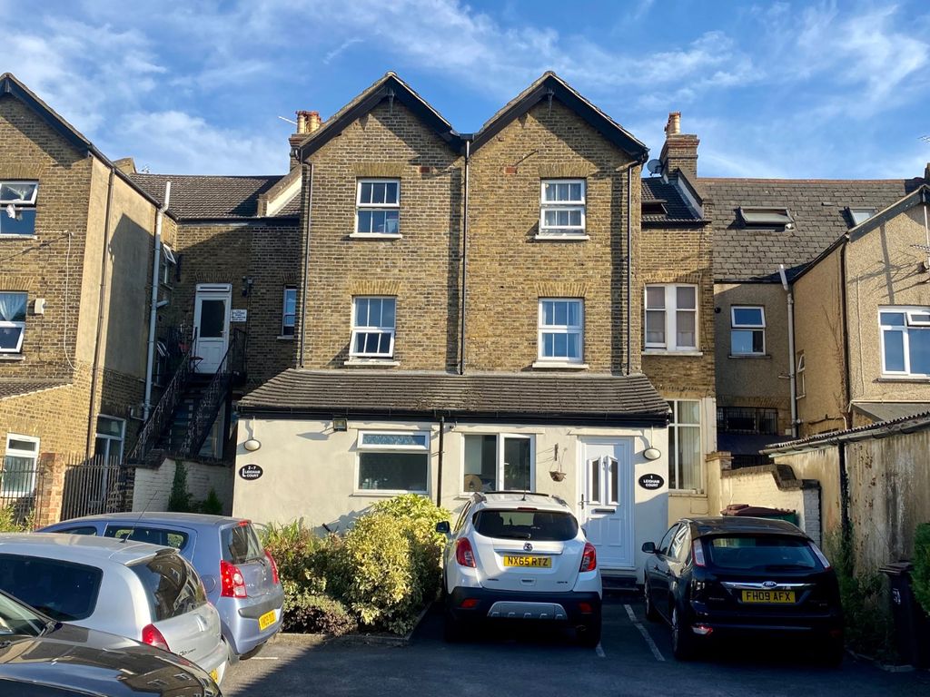 1 bed flat for sale in Leigham Court, Clyde Road, Wallington SM6 Zoopla