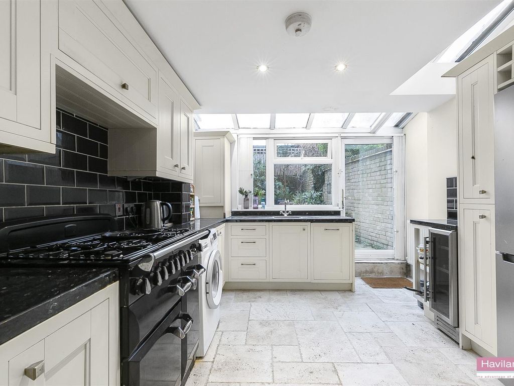 Eversley Park Road, Winchmore Hill N21  