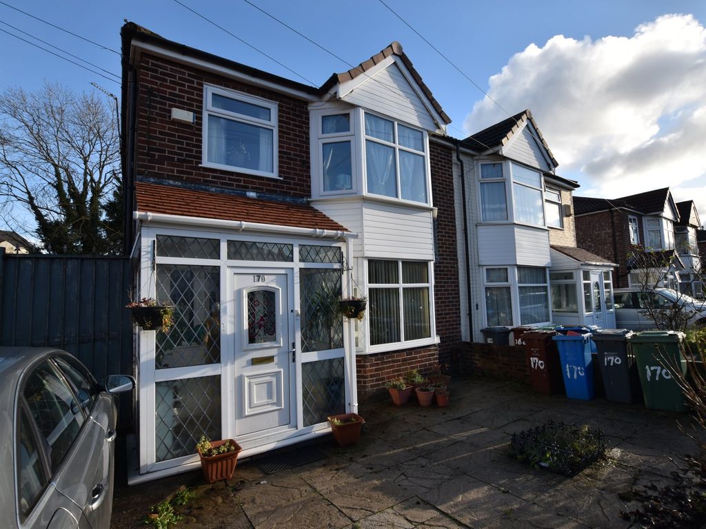 3 bed semidetached house to rent in Heywood Street, Manchester M8, £