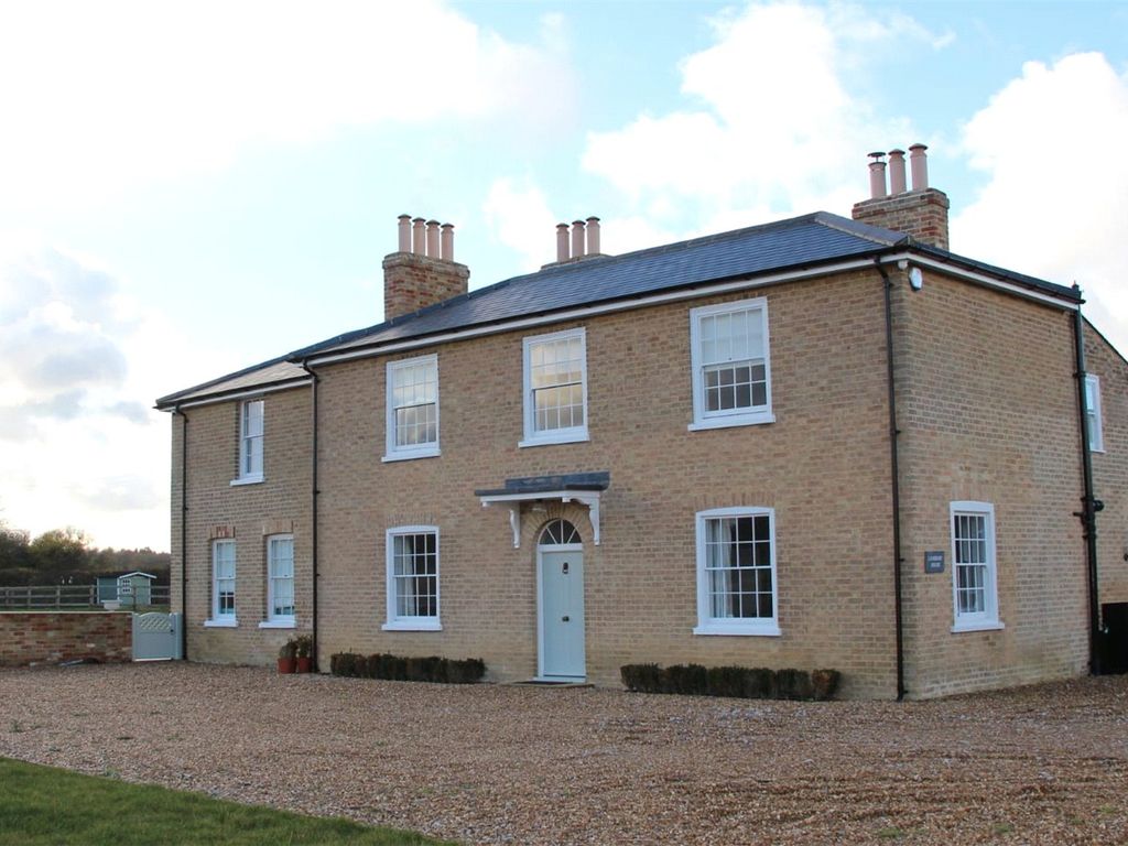 5 bed detached house to rent in St. Neots Road, Abbotsley, St. Neots