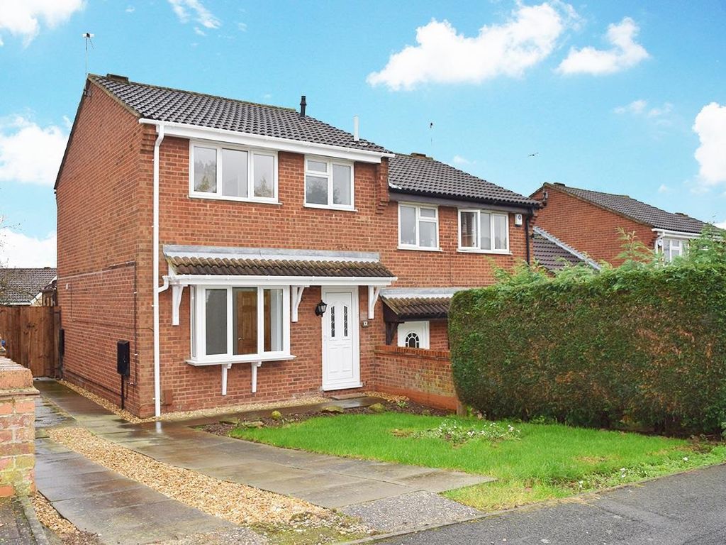 3 bed semidetached house to rent in Timbersbrook Close, Oakwood, Derby