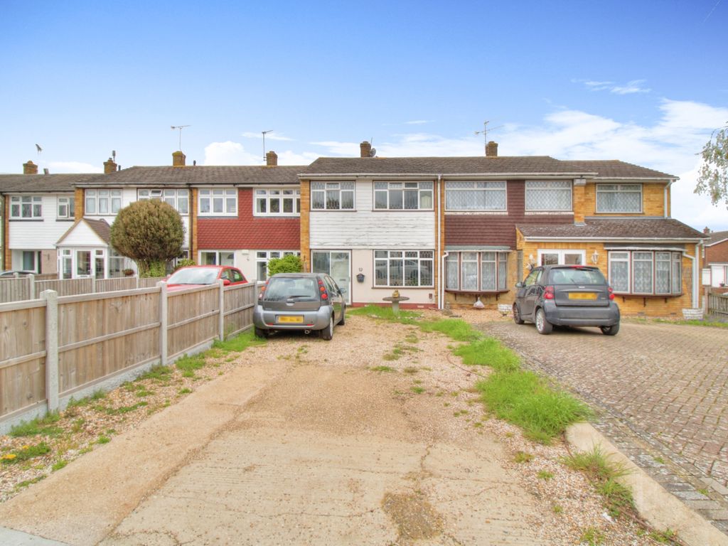 3 bed terraced house for sale in Morant Gardens, Collier Row, Romford