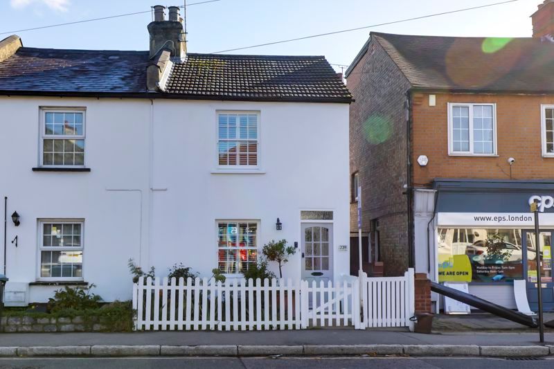 2 bed end terrace house for sale in Chase Side, Enfield EN2 Zoopla