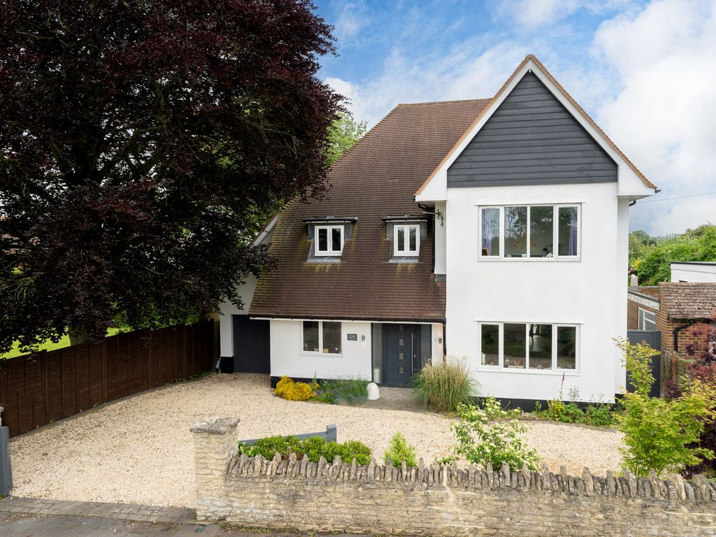 5 bed detached house for sale in Wendover Road, Weston Turville