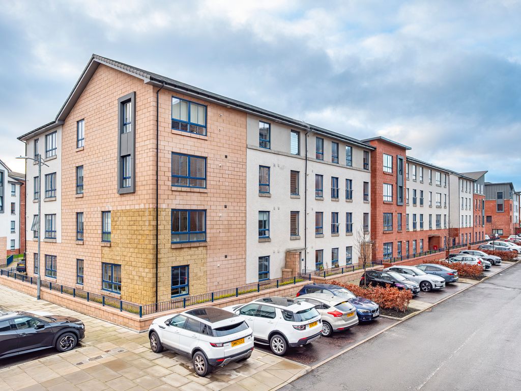 2 bed flat for sale in Richmond Park Terrace, Oatlands, Glasgow G5, £