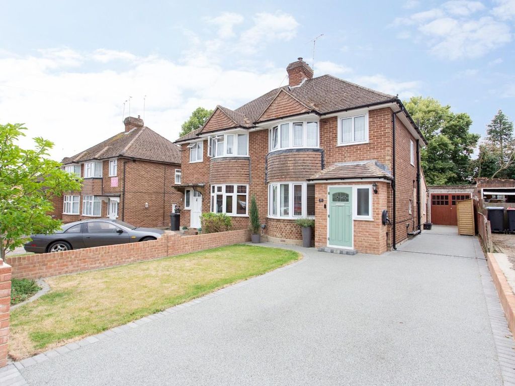 3 bed semidetached house for sale in Cherry Drive, Canterbury CT2, £