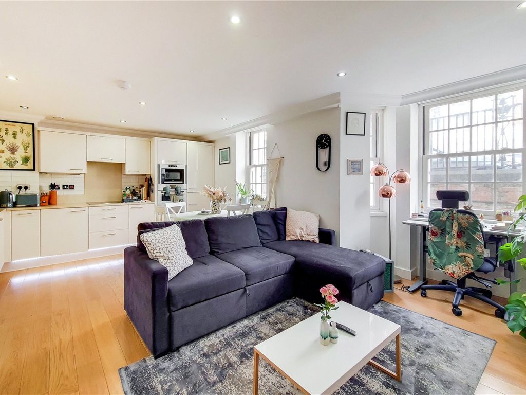 Bloomsbury Terrace, 7 Huntley Street, Bloomsbury, London WC1E  