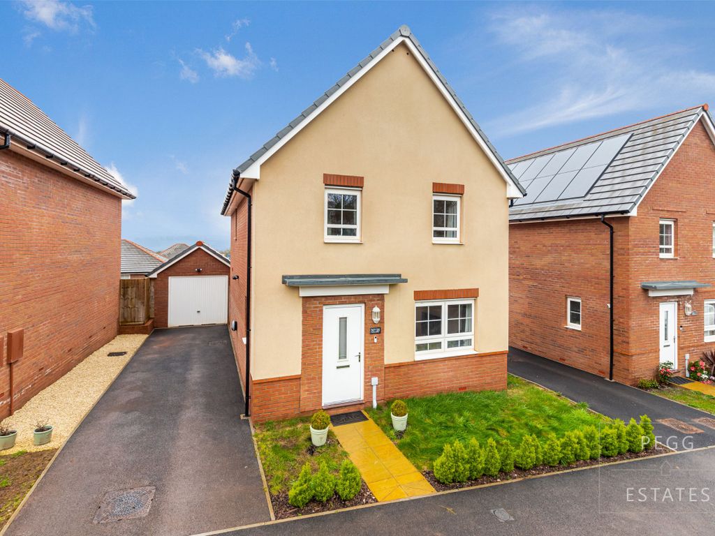 4 bed detached house for sale in Dewberry Drive, Paignton TQ4, £390,000