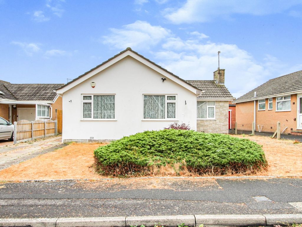 3 bed bungalow to rent in Merley, Wimborne, Dorset BH21 Zoopla
