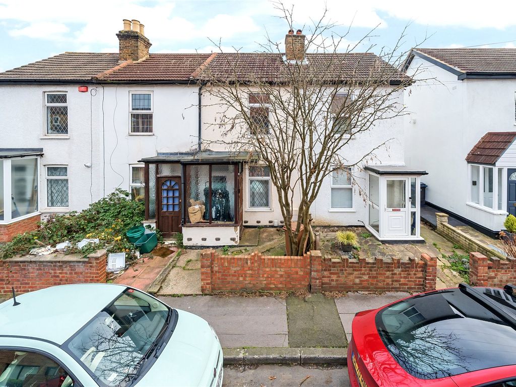 2 bed terraced house for sale in Eden Road, Beckenham BR3, £375,000