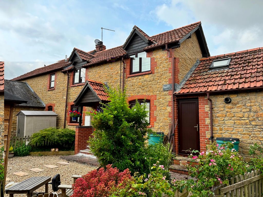 3 bed semidetached house for sale in Globe Orchard, Crewkerne TA18