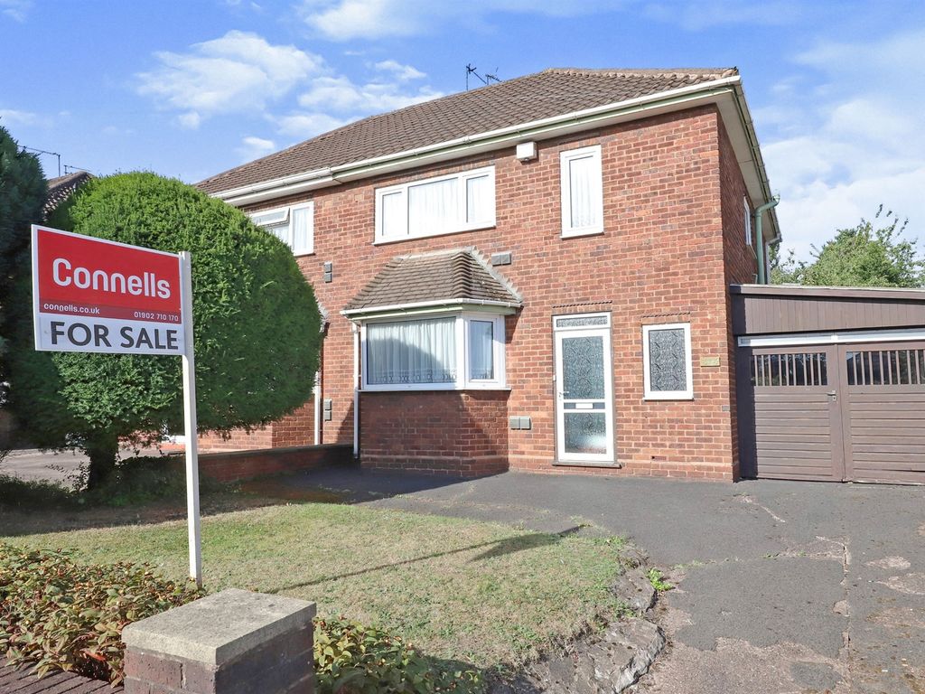 Stafford Road, Oxley, Wolverhampton WV10  