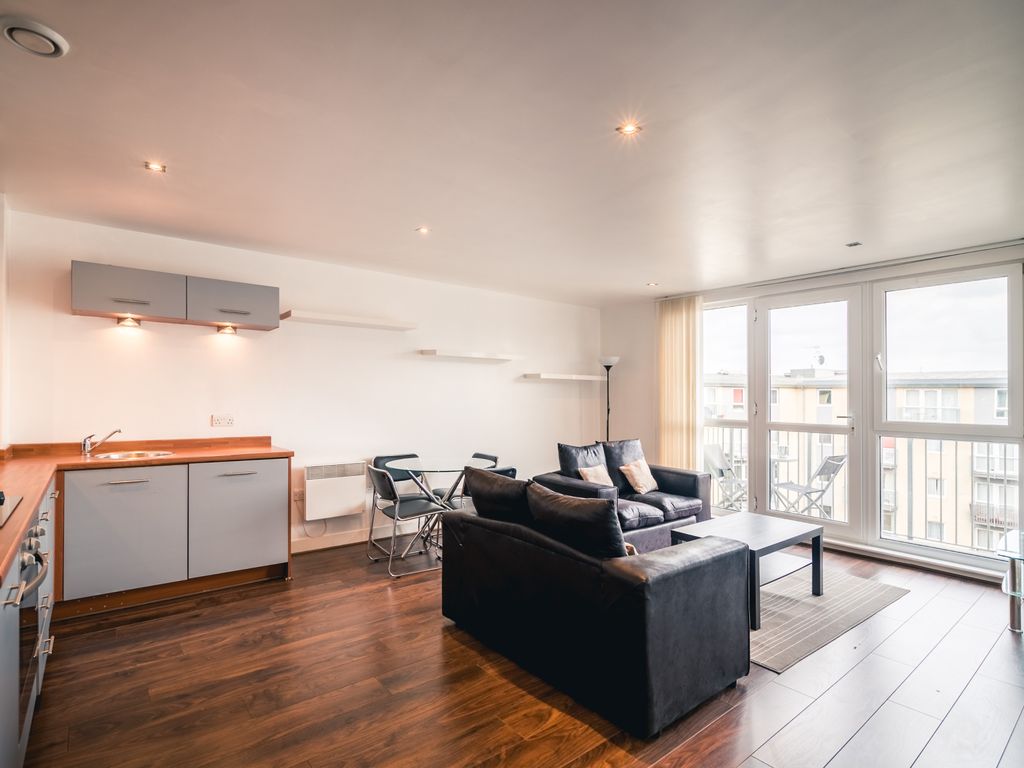 2 bed flat to rent in The Quartz, 10 Hall Street, Jewellery Quarter