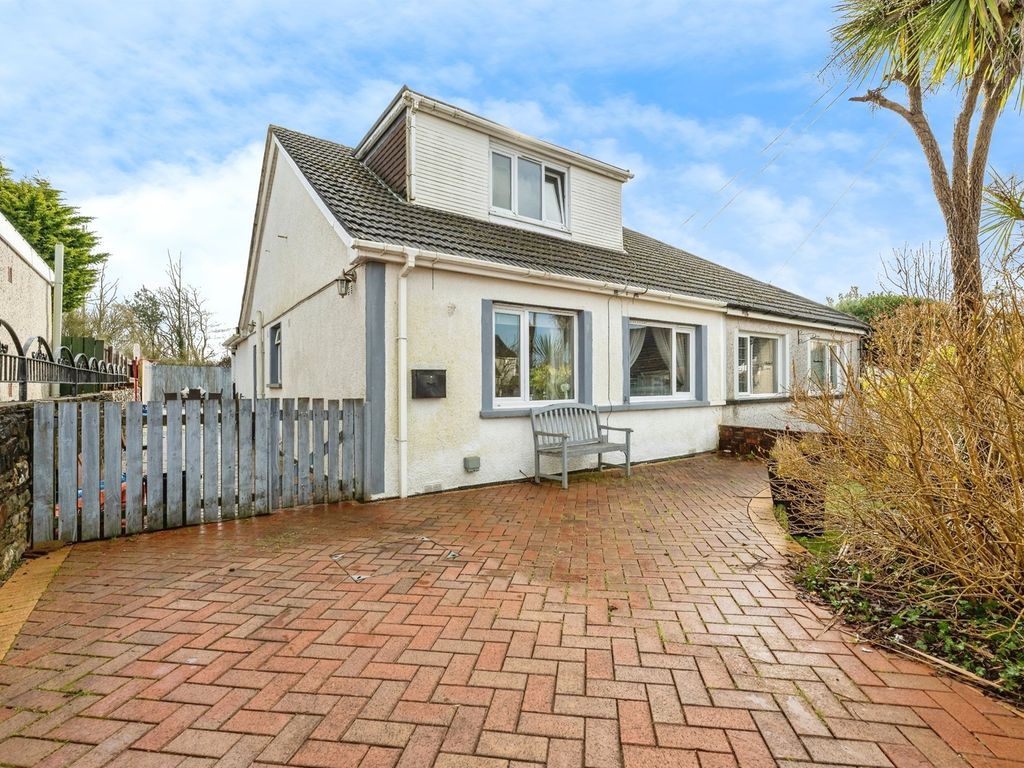3 bed semidetached house for sale in Penylan, Bridgend CF31, £190,000