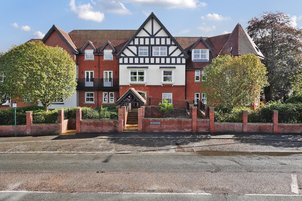 2 bed flat for sale in Sunningdale, Berkshire SL5, £400,000 Zoopla