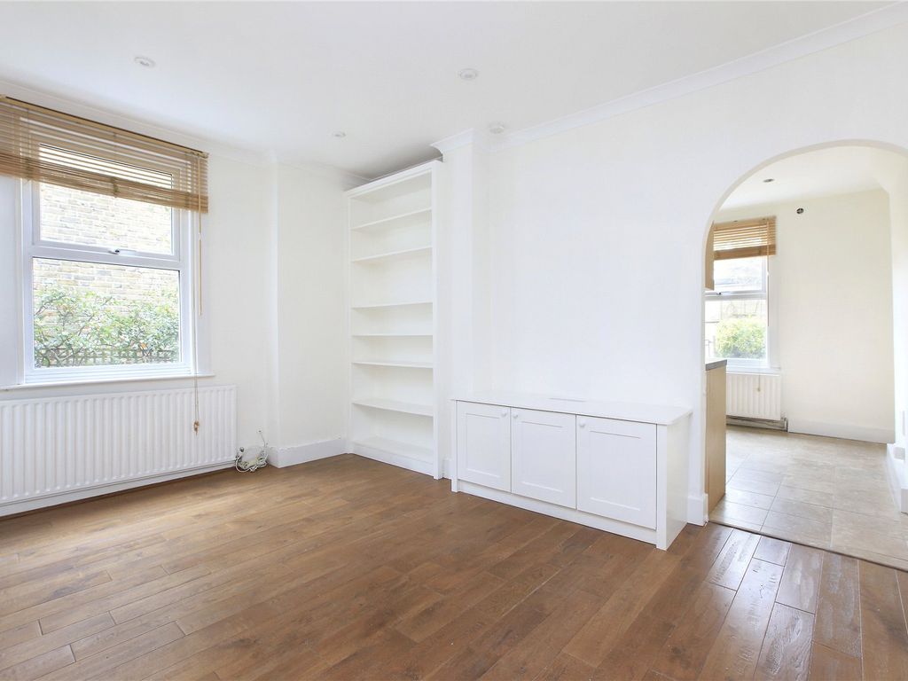 2 bed to rent in Radbourne Road, Balham, London SW12 Zoopla