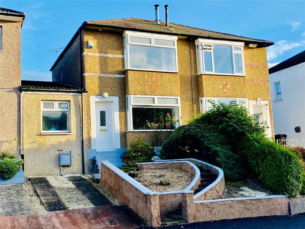 4 bed semidetached house for sale in The Oval, Clarkston, East