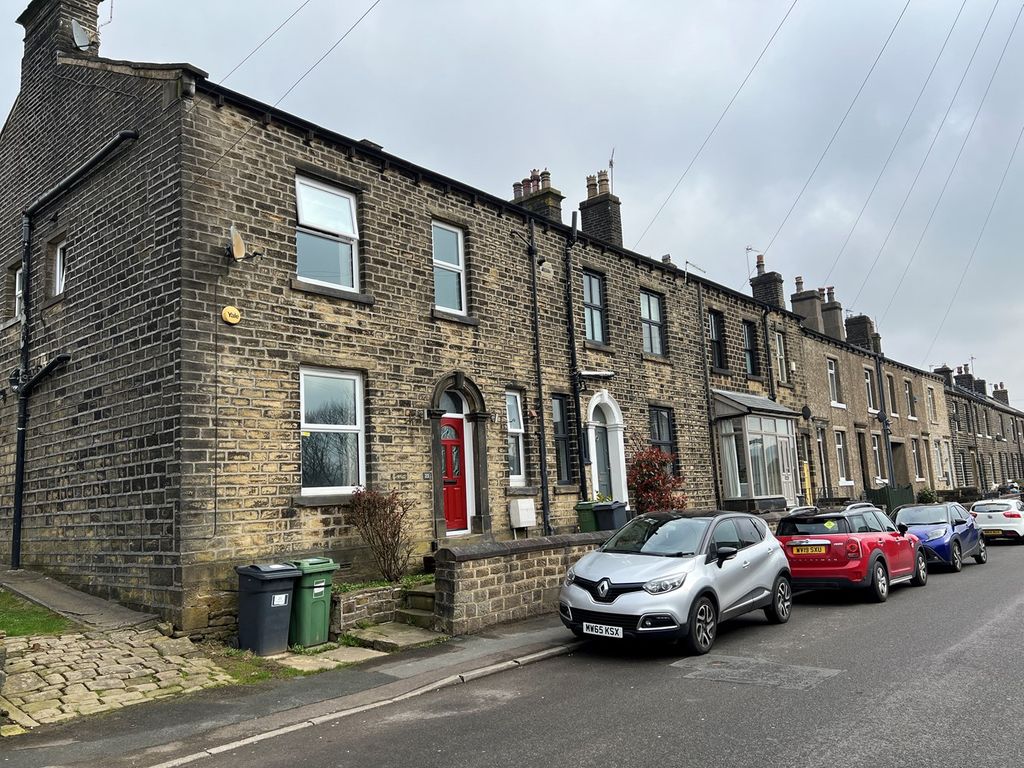 2 bed terraced house to rent in Longlands Road, Slaithwaite
