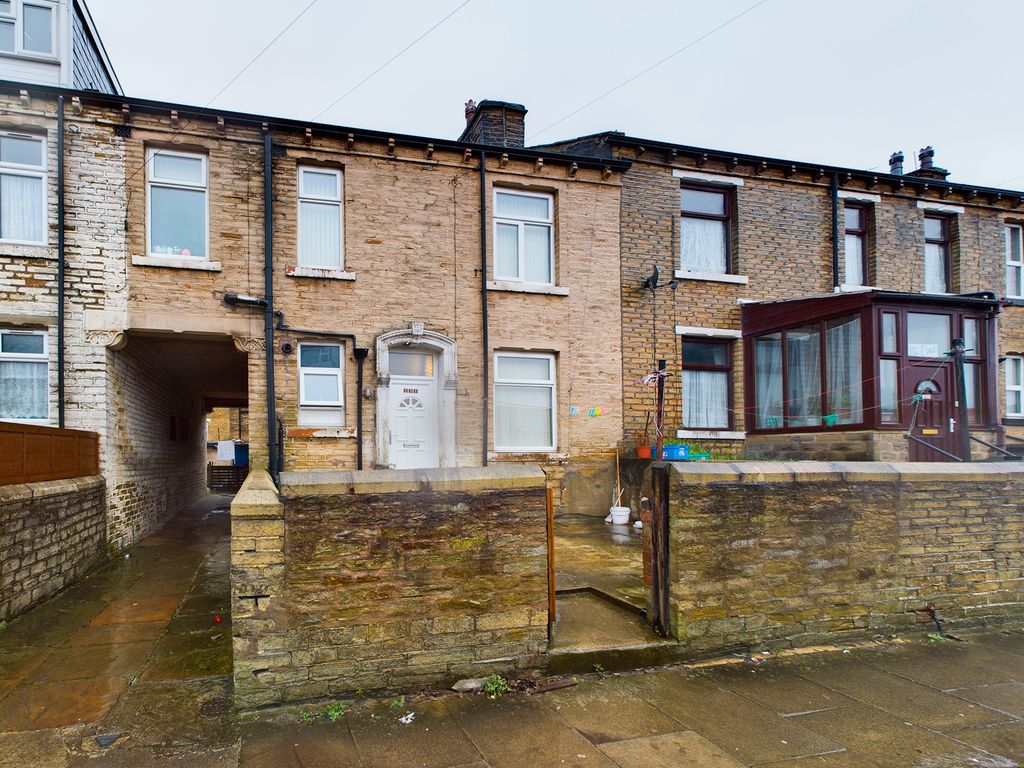 2 bed terraced house for sale in Folkestone Street, Bradford BD3 Zoopla
