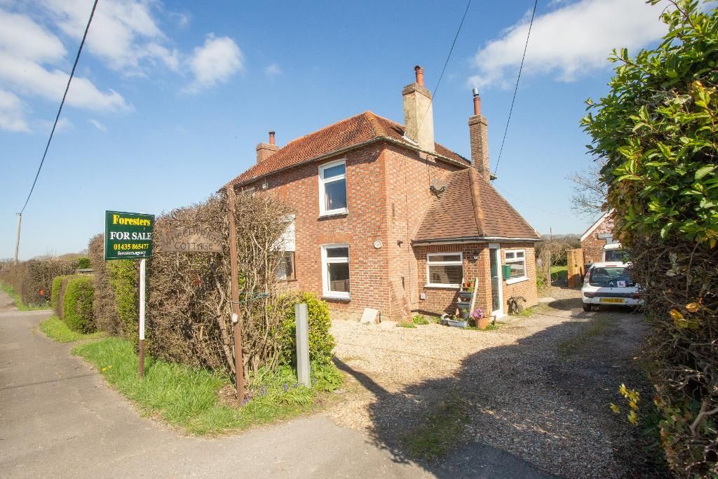 3 bed semidetached house for sale in Lower Dicker, Hailsham, East