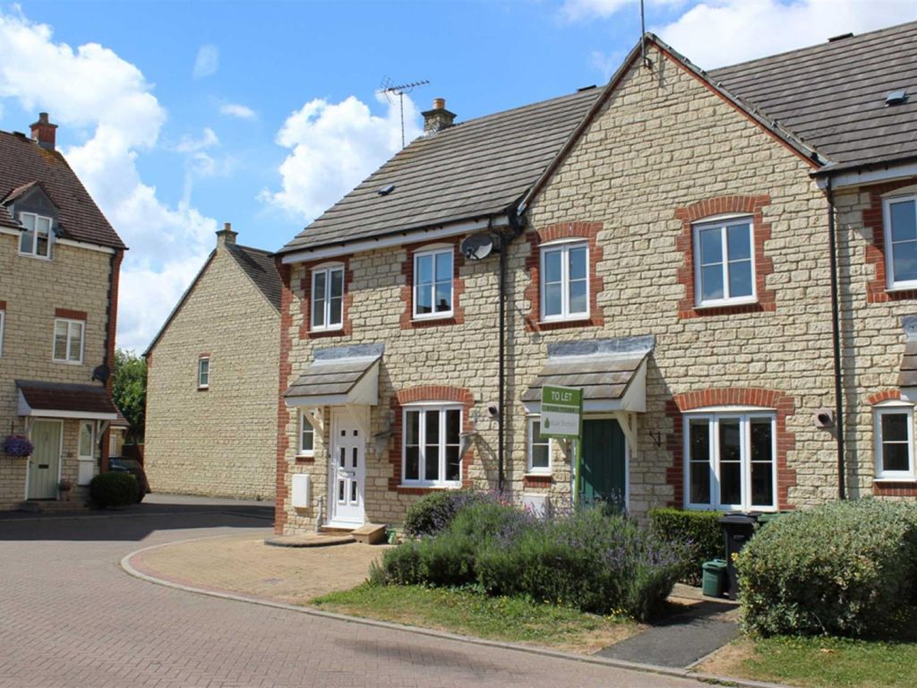3 bed terraced house to rent in Knolles Drive, Stanford In The Vale