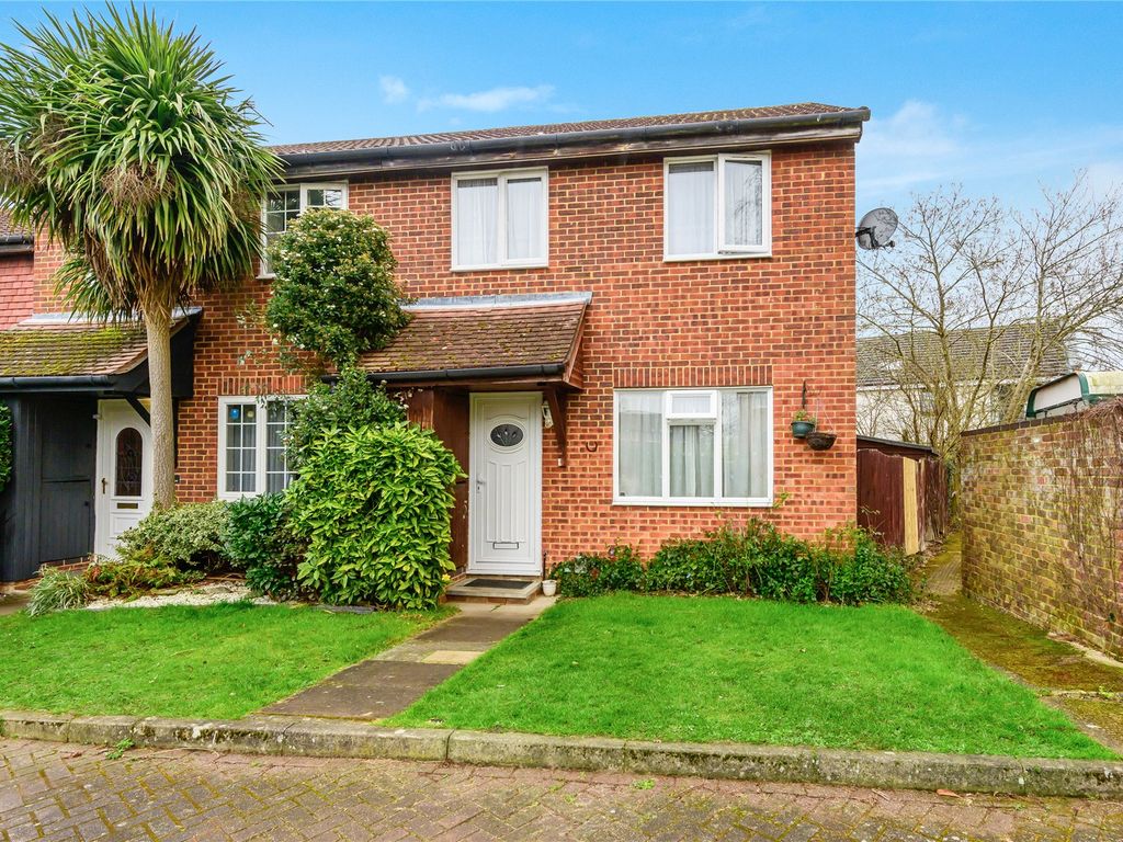 Blencarn Close, Woking GU21  