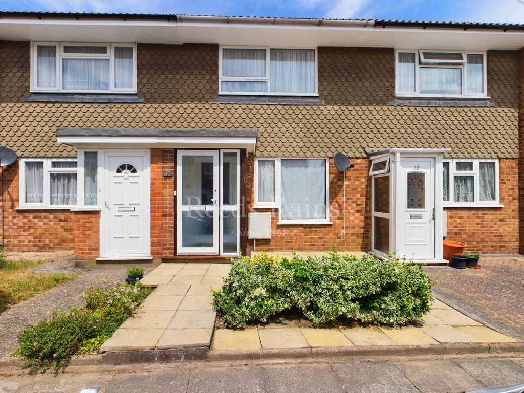 3 bed terraced house to rent in Penney Close, Dartford, Kent DA1, £1,700 pcm Zoopla