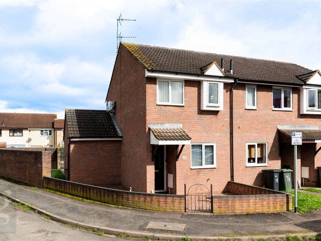 2 bed end terrace house for sale in Gladstone Drive, Hereford HR4, £