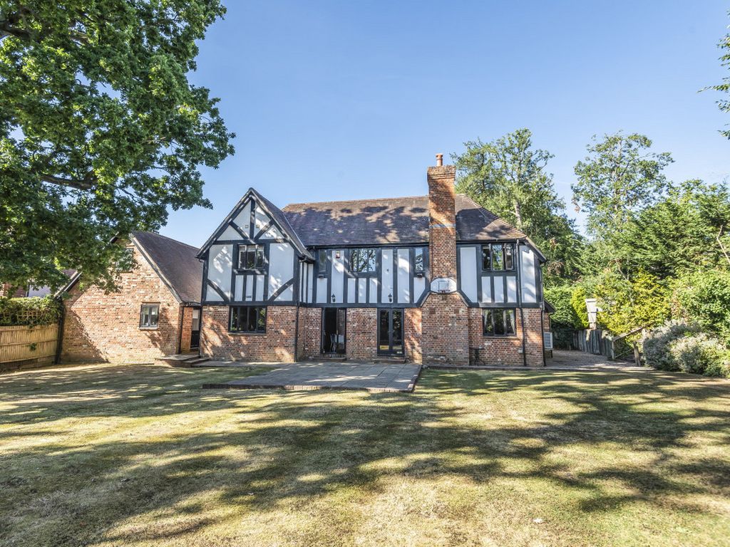 5 bed detached house for sale in Hedgerow Lane, EN5 Zoopla