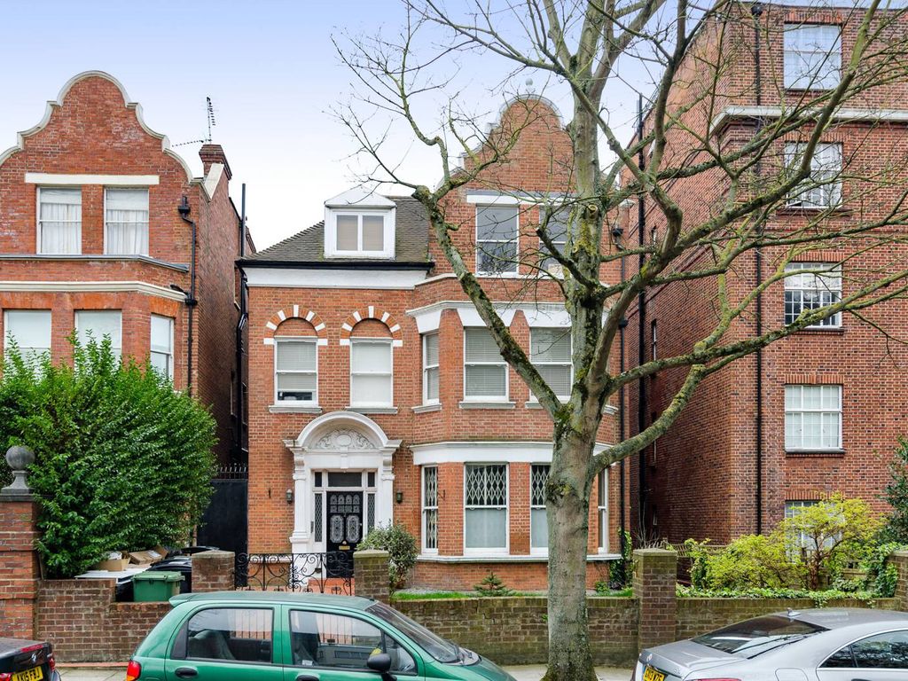 1 bed flat to rent in Frognal Lane, Hampstead, London NW3, £1,734 pcm
