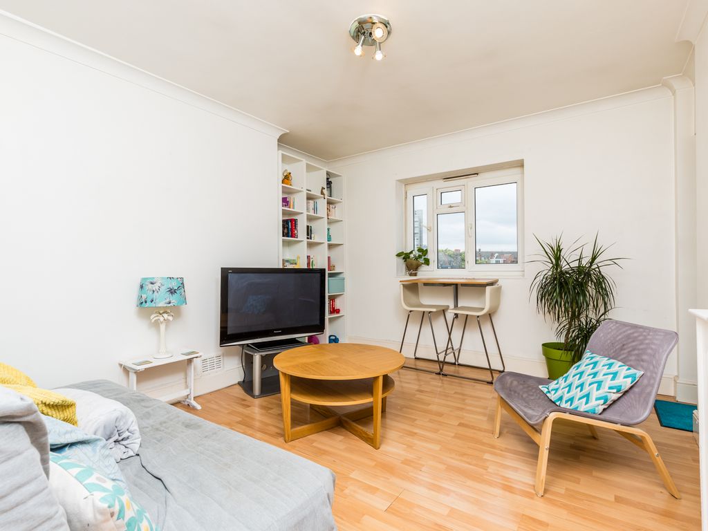 Wesley Close, London SE17  