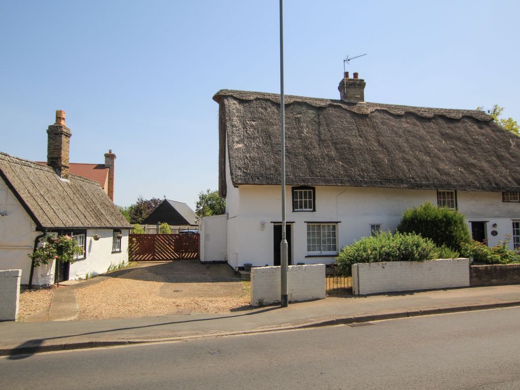 2 bed end terrace house for sale in Water Lane, Impington, Cambridge