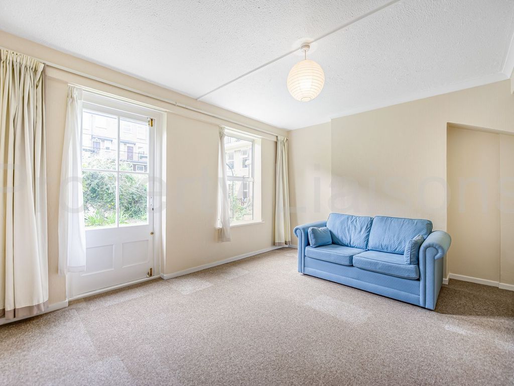 2 bed flat for sale in Riverside Mansions, Milk Yard, Wapping E1W, £