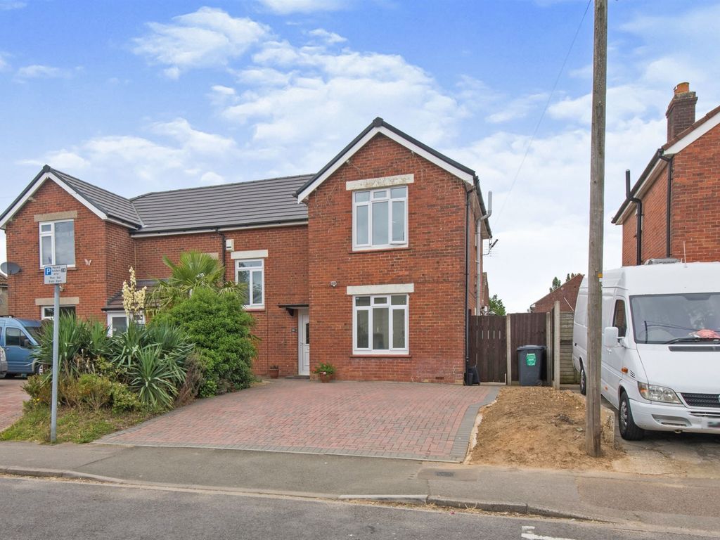 3 bed semidetached house for sale in Oconnell Road, Eastleigh SO50