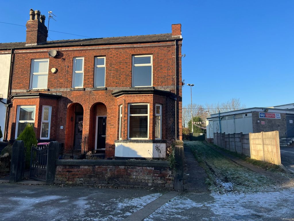 3 bed semidetached house for sale in Hazelhurst Road, Worsley M28 Zoopla