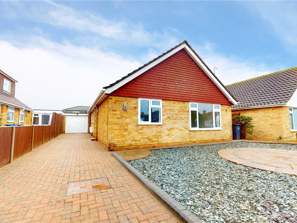 2 bed bungalow for sale in Ingleside Crescent, Lancing, West Sussex
