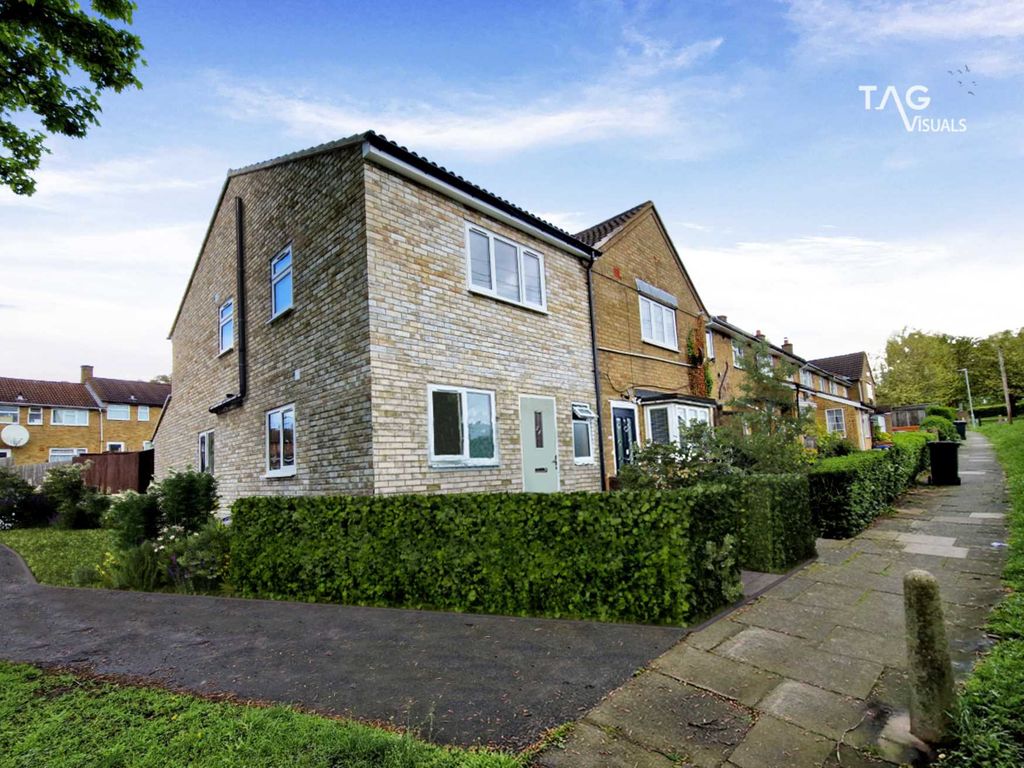 3 bed property for sale in The Holt, Hemel Hempstead HP2 Zoopla