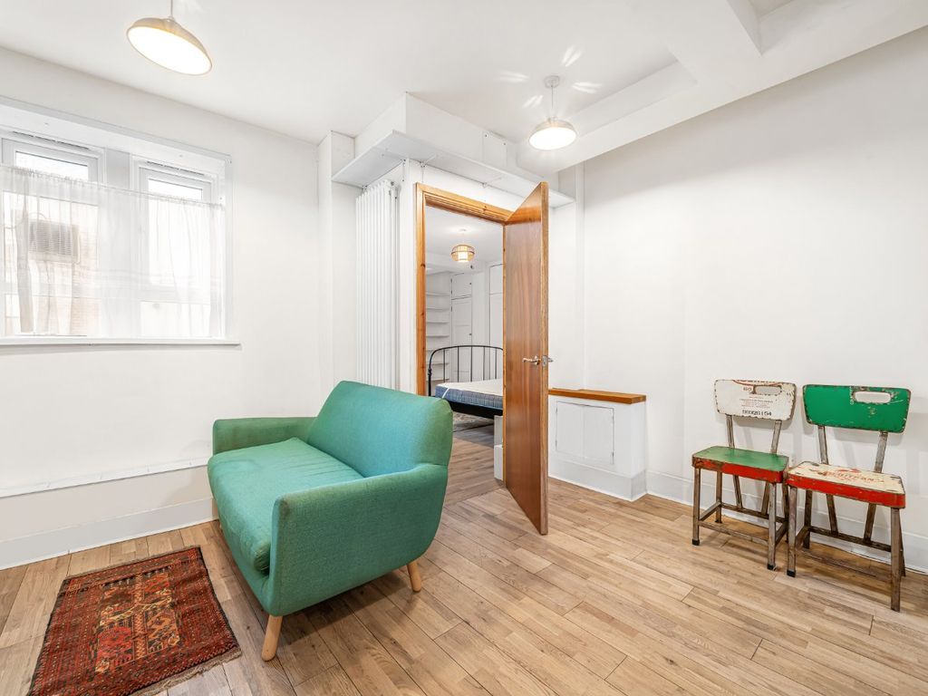 1 bed flat for sale in Nunhead Lane, Peckham Rye, London SE15 Zoopla
