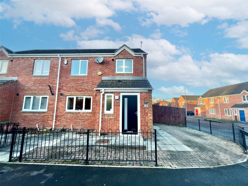 3 bed semidetached house for sale in Abbeyfield Close, Gateshead NE8, £155,000 Zoopla