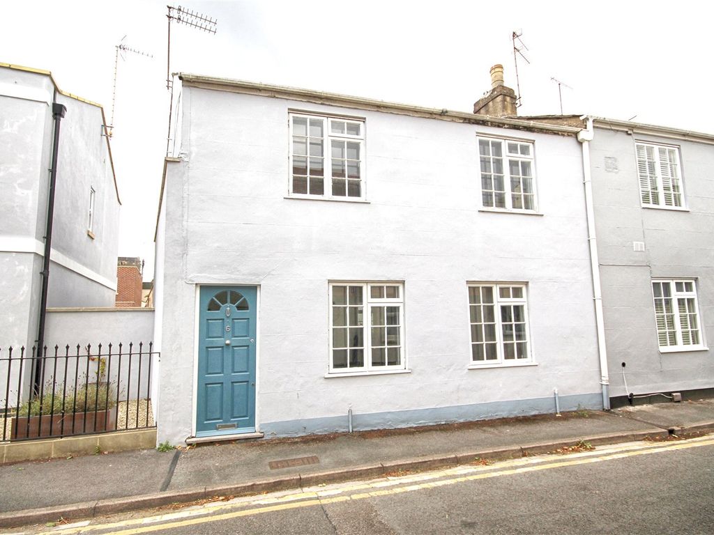 Hewlett Place, Fairview, Cheltenham, Gloucestershire GL52