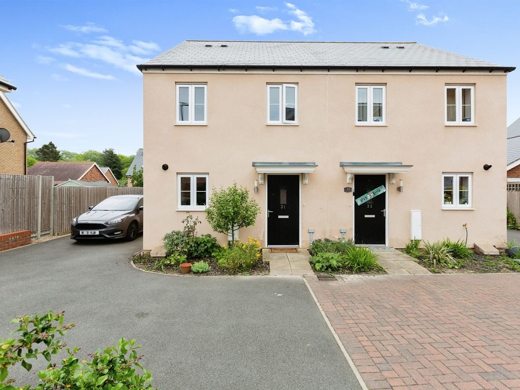2 bed semidetached house for sale in Pembroke Lane, Whitehouse, Milton