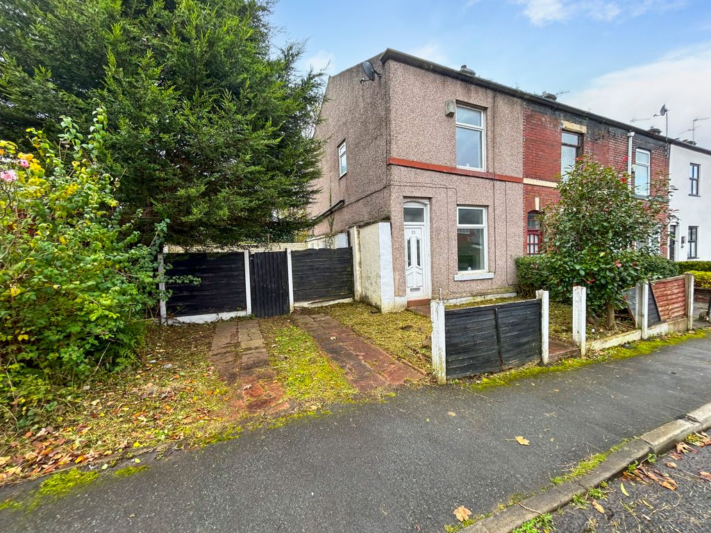 2 bed end terrace house for sale in Lord Street, Heap Bridge, Bury