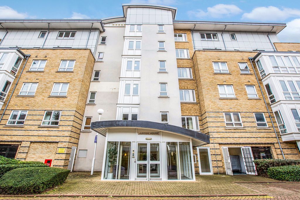 2 bed flat to rent in St. Davids Square, London E14 Zoopla