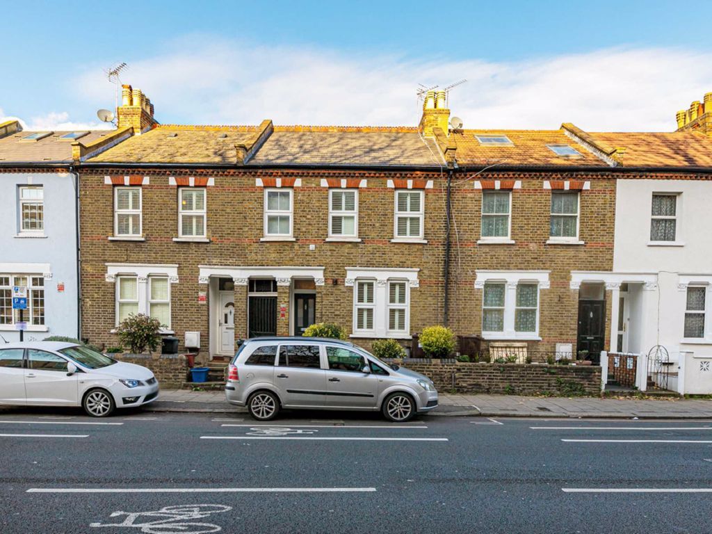 3 bed property for sale in London Road, Isleworth TW7 Zoopla