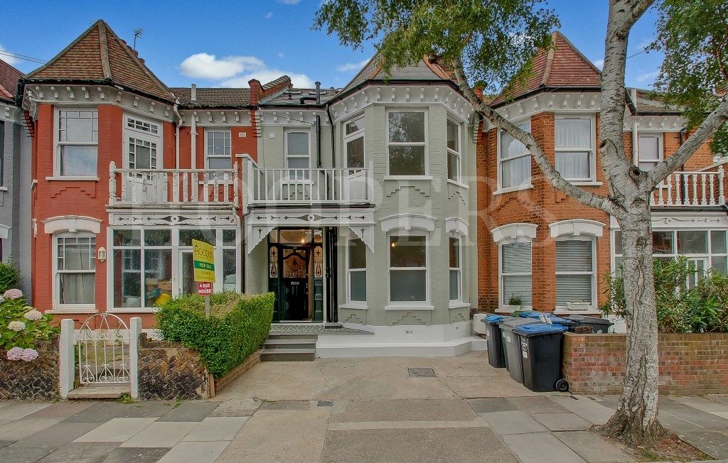 4 bed terraced house for sale in Fleetwood Road, London NW10, £