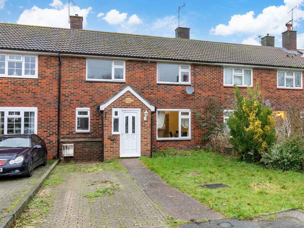 3 bed terraced house for sale in Spring Plat, Crawley RH10 Zoopla