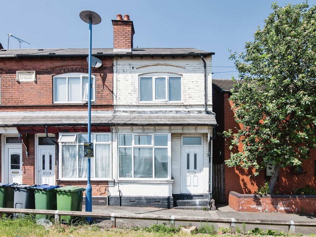 3 bed end terrace house for sale in Lewisham Road, Smethwick B66, £