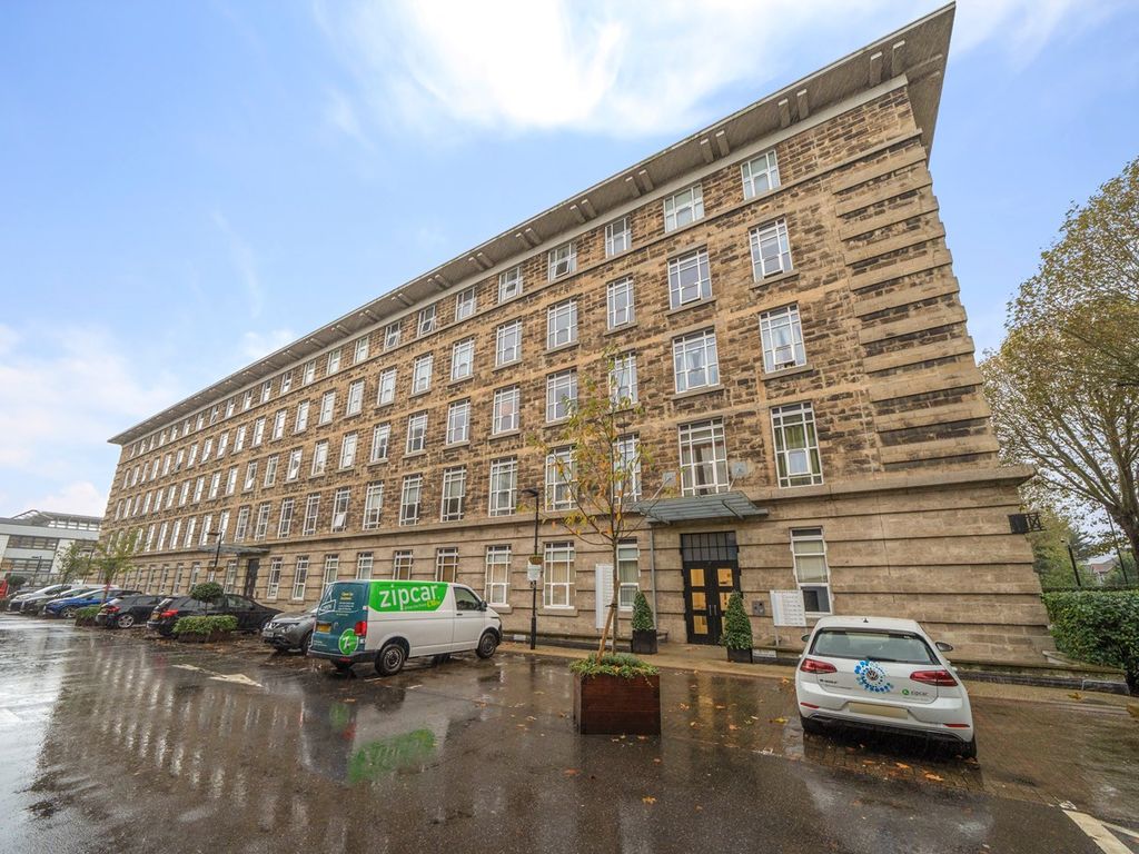 1 bed flat for sale in Bromyard Avenue, London W3, £325,000 Zoopla